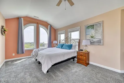 211 -1 Gysgt D W Boatman Drive North Topsail Beach NC 28460