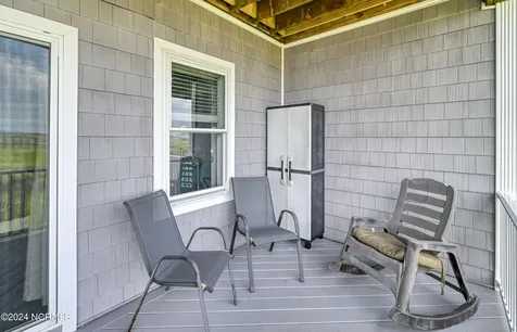 211 -1 Gysgt D W Boatman Drive North Topsail Beach NC 28460