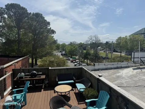 301/302 S Water Street Elizabeth City NC 27909