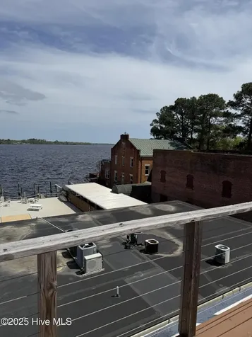 301/302 S Water Street Elizabeth City NC 27909