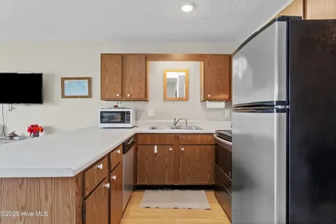 9201 Coast Guard Road Emerald Isle NC 28594