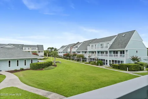9201 Coast Guard Road Emerald Isle NC 28594