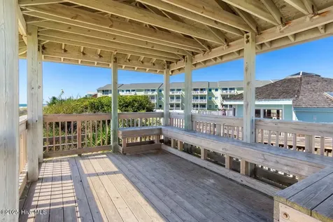 9201 Coast Guard Road Emerald Isle NC 28594
