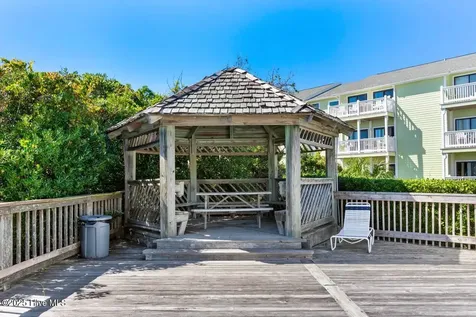 9201 Coast Guard Road Emerald Isle NC 28594