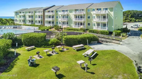 9201 Coast Guard Road Emerald Isle NC 28594