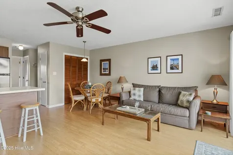 9201 Coast Guard Road Emerald Isle NC 28594