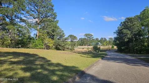 1 Old Tom Morris Road Garland NC 28441