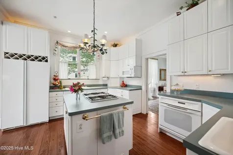 116 W Queen Street Edenton NC 27932