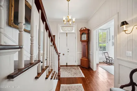 116 W Queen Street Edenton NC 27932