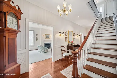 116 W Queen Street Edenton NC 27932
