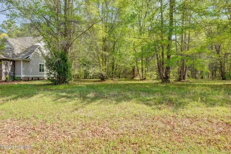 161 Maple Creek Drive Wallace NC 28466