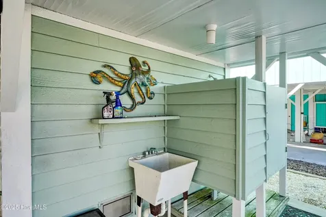 405 5th Street SW Sunset Beach NC 28468
