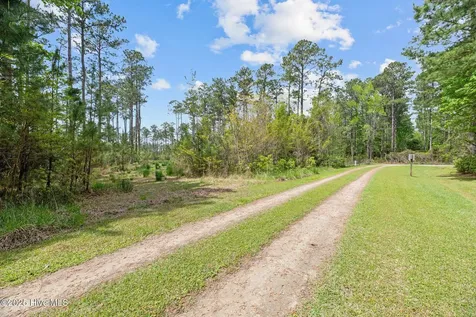 3411 Upper Neck Road Bayboro NC 28515