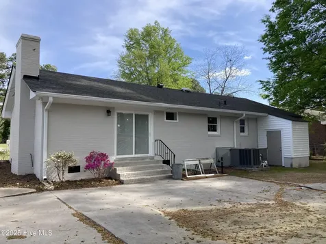 1709 Westwood Avenue W Wilson NC 27893