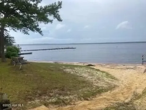 305/307 Yakima Trail Edenton NC 27932