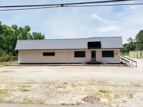 614 Washington Street Whiteville NC 28472
