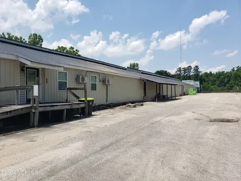614 Washington Street Whiteville NC 28472