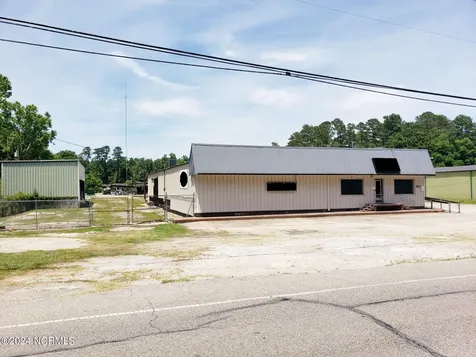 614 Washington Street Whiteville NC 28472