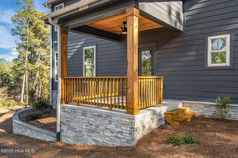 101 Douglas Drive West End NC 27376