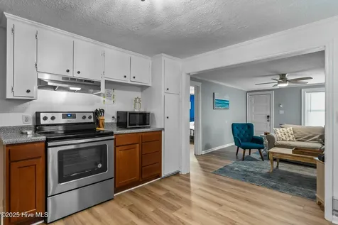 409 Monroe Avenue Carolina Beach NC 28428