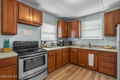 409 Monroe Avenue Carolina Beach NC 28428