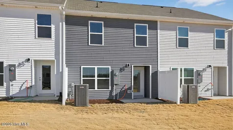 203 Maddox Drive Aberdeen NC 28315