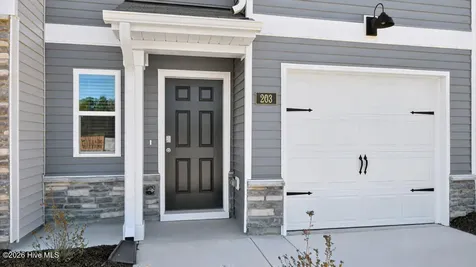 203 Maddox Drive Aberdeen NC 28315