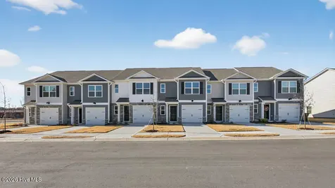 203 Maddox Drive Aberdeen NC 28315