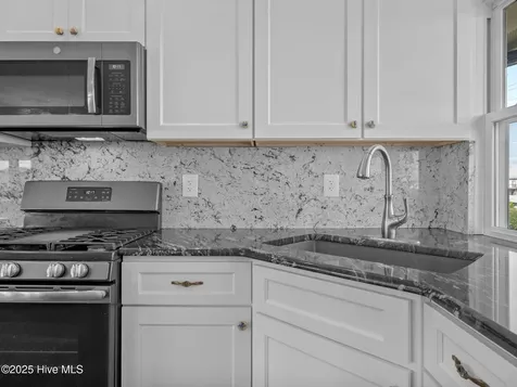 2311 Emerald Drive Emerald Isle NC 28594