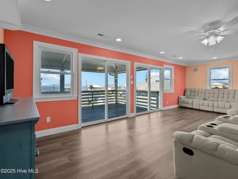 2311 Emerald Drive Emerald Isle NC 28594