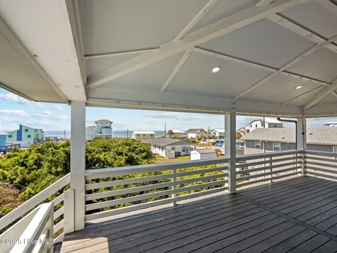 2311 Emerald Drive Emerald Isle NC 28594