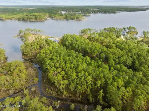 87 Broadview Point Oriental NC 28571