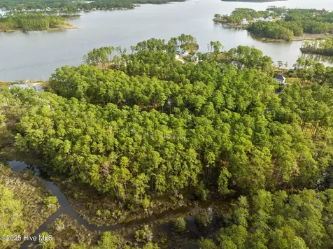 87 Broadview Point Oriental NC 28571