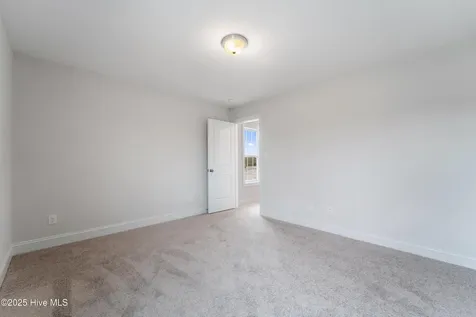 142 Sanctuary Street Jacksonville NC 28546