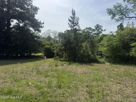 1906 Penn Street New Bern NC 28562