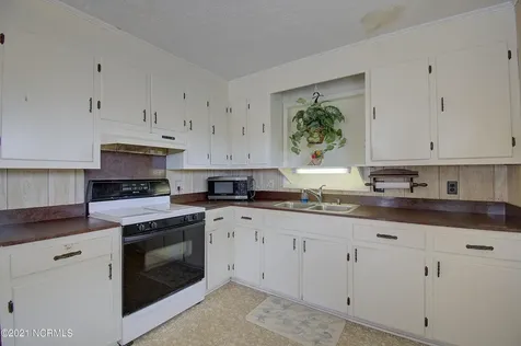 101 S Shore Drive Holden Beach NC 28462