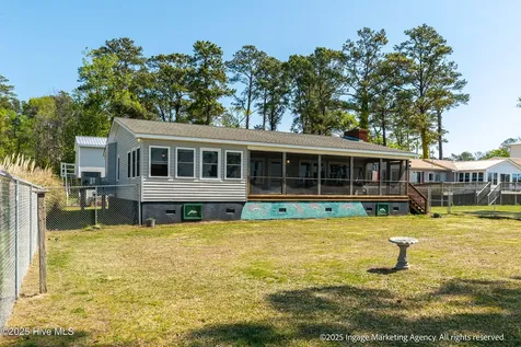 283 Chambers Point Road Belhaven NC 27810