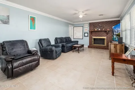 283 Chambers Point Road Belhaven NC 27810