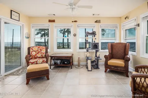 283 Chambers Point Road Belhaven NC 27810