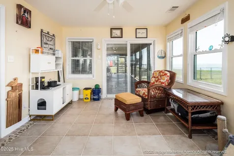 283 Chambers Point Road Belhaven NC 27810