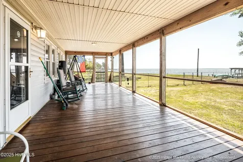 283 Chambers Point Road Belhaven NC 27810