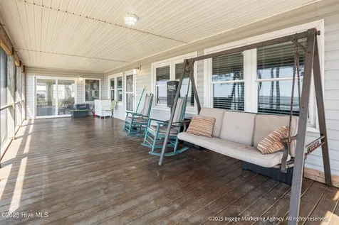 283 Chambers Point Road Belhaven NC 27810