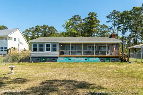 283 Chambers Point Road Belhaven NC 27810
