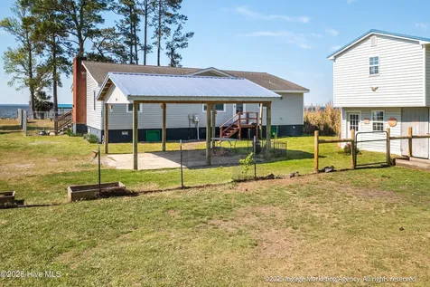 283 Chambers Point Road Belhaven NC 27810