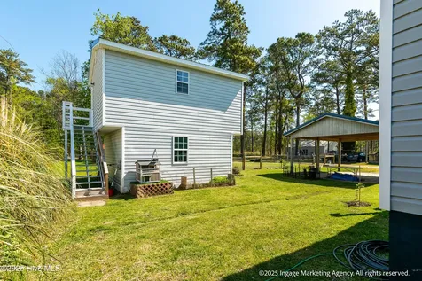 283 Chambers Point Road Belhaven NC 27810