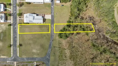 81 Boathouse Road Oriental NC 28571