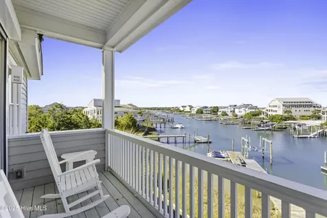 4 Sandy Point Wilmington NC 28411