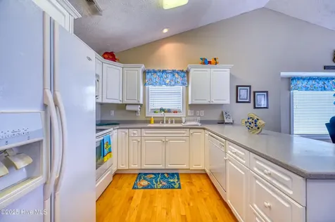 103 Katelyn Drive Surf City NC 28445