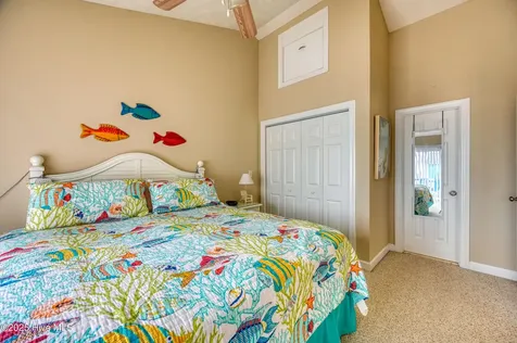 103 Katelyn Drive Surf City NC 28445