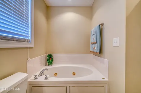 103 Katelyn Drive Surf City NC 28445